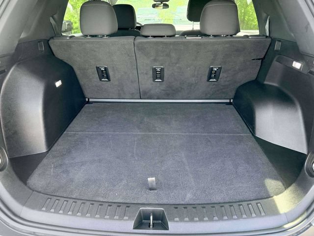 Used 2025 Chevrolet Equinox LT FWD image 11