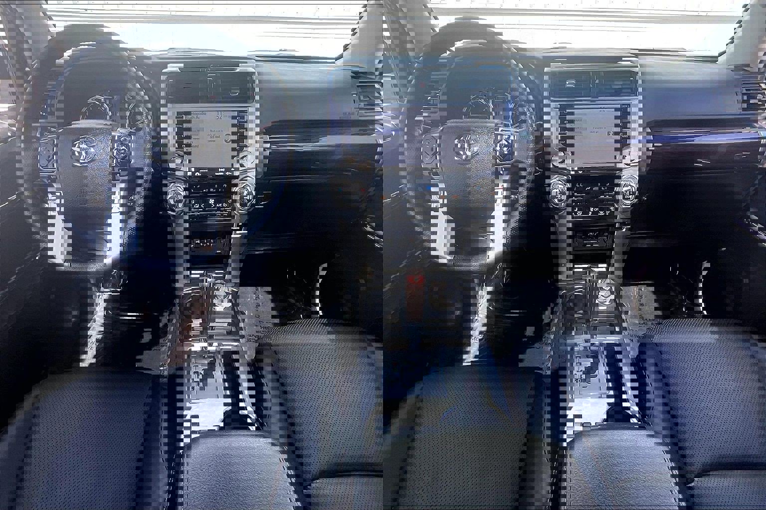 Used 2023 Toyota 4Runner Limited image 19