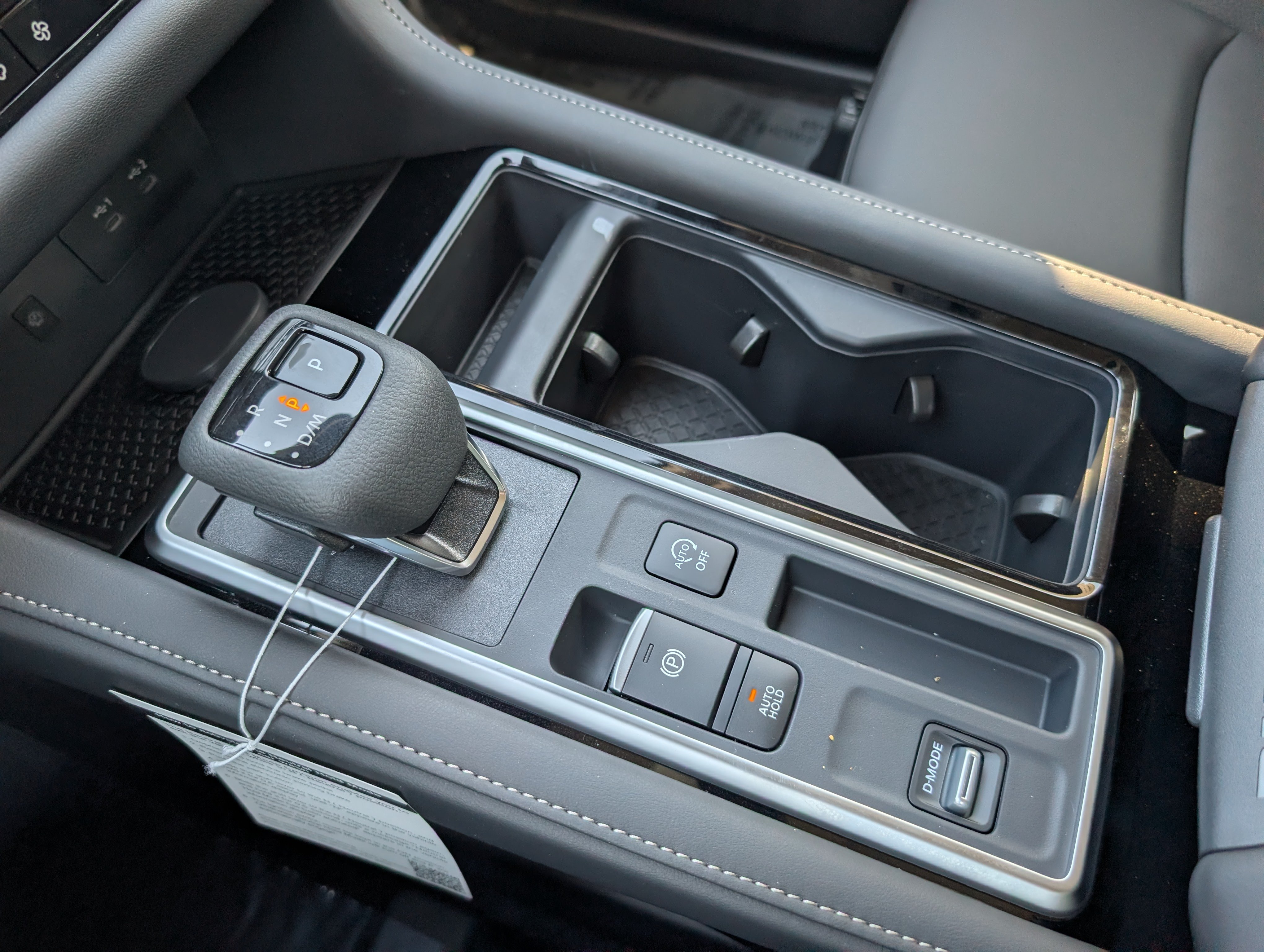 New 2026 Nissan Pathfinder SL FWD image 15