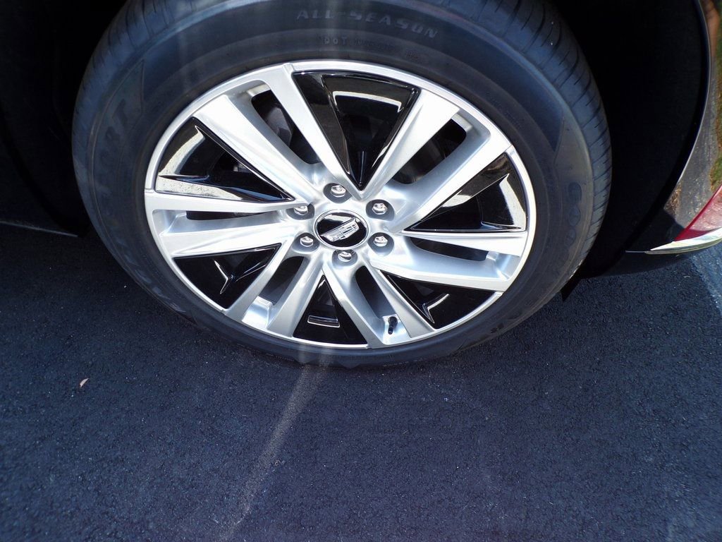 New 2026 Cadillac Vistiq Luxury image 4