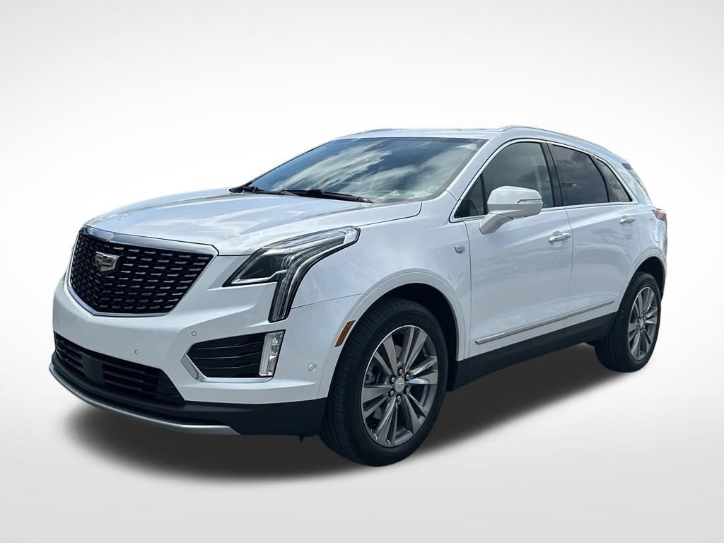 Certified 2022 Cadillac XT5 Premium Luxury w/ Technology Package FWD image 2