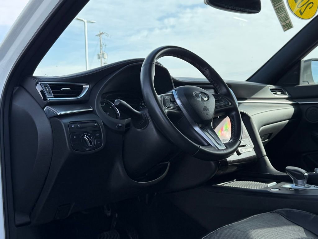 Used 2022 INFINITI QX50 Luxe w/ Appearance Package image 11