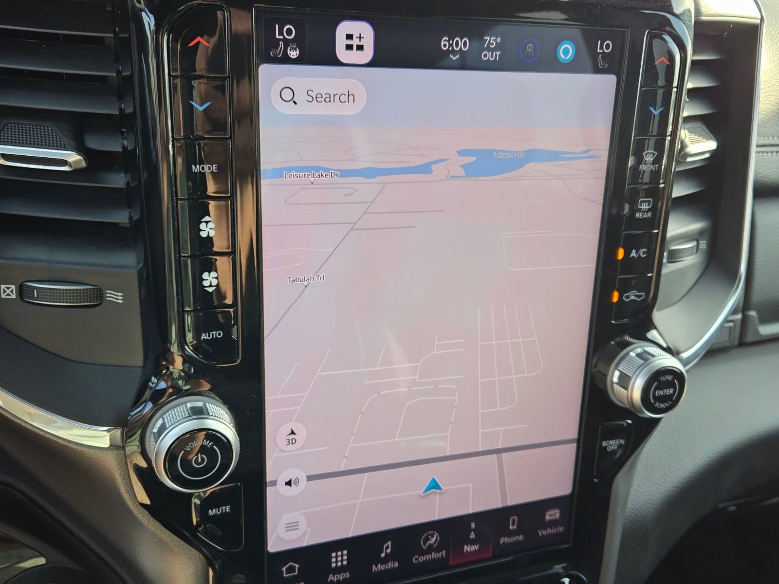 Used 2025 RAM 1500 Laramie image 22