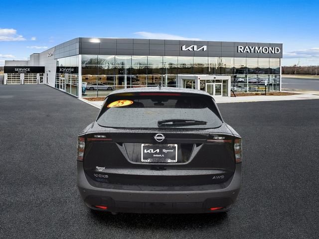 Used 2025 Nissan Kicks S AWD/4WD image 4