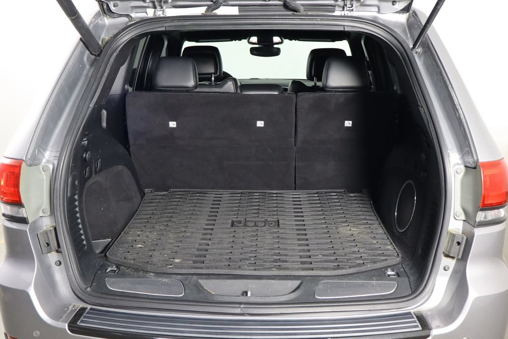 Used 2018 Jeep Grand Cherokee Limited w/ Trailer Tow Group IV AWD/4WD image 16