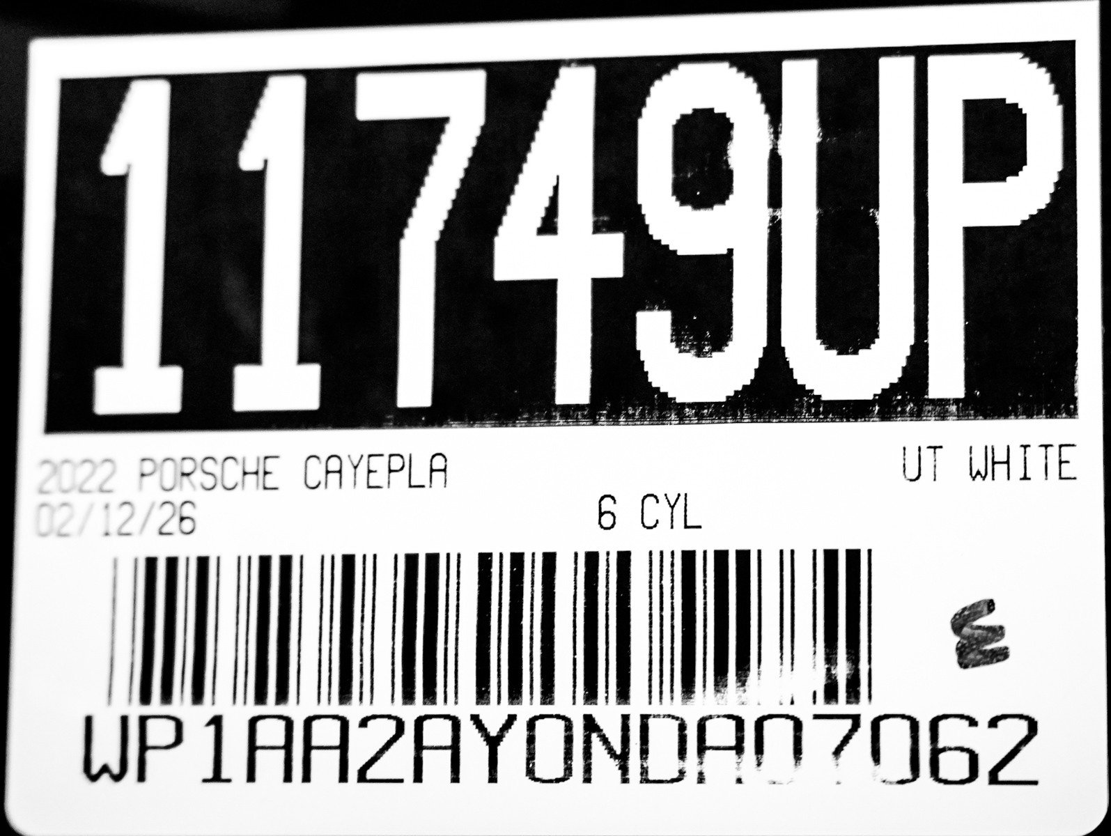 Certified 2022 Porsche Cayenne Platinum Edition w/ Premium Package Plus image 30