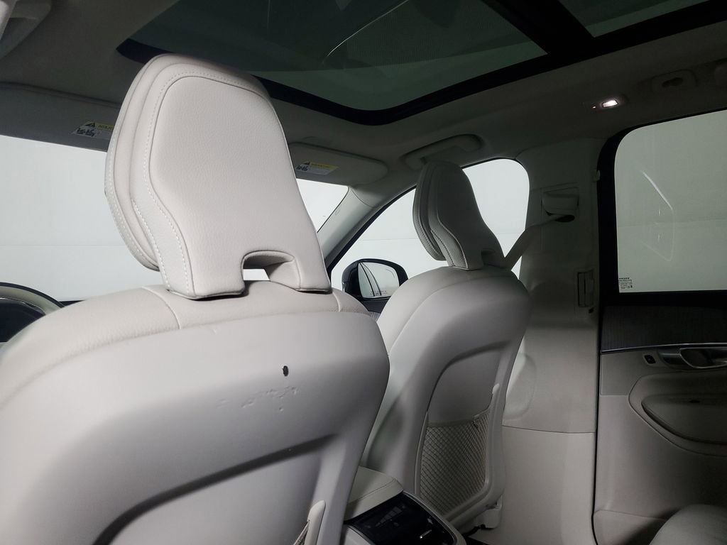 Certified 2024 Volvo XC90 T8 Plus w/ Protection Package image 18