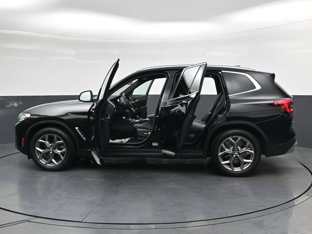 Used 2023 BMW X3 xDrive30i w/ Premium Package AWD/4WD image 40