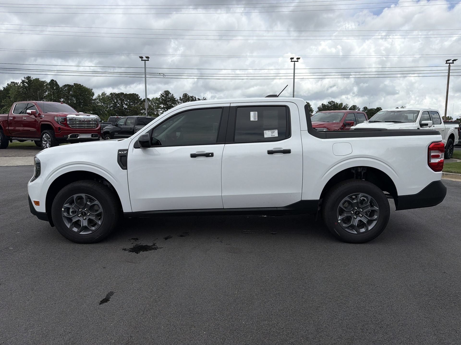 New 2026 Ford Maverick XLT w/ XLT Luxury Package FWD image 26