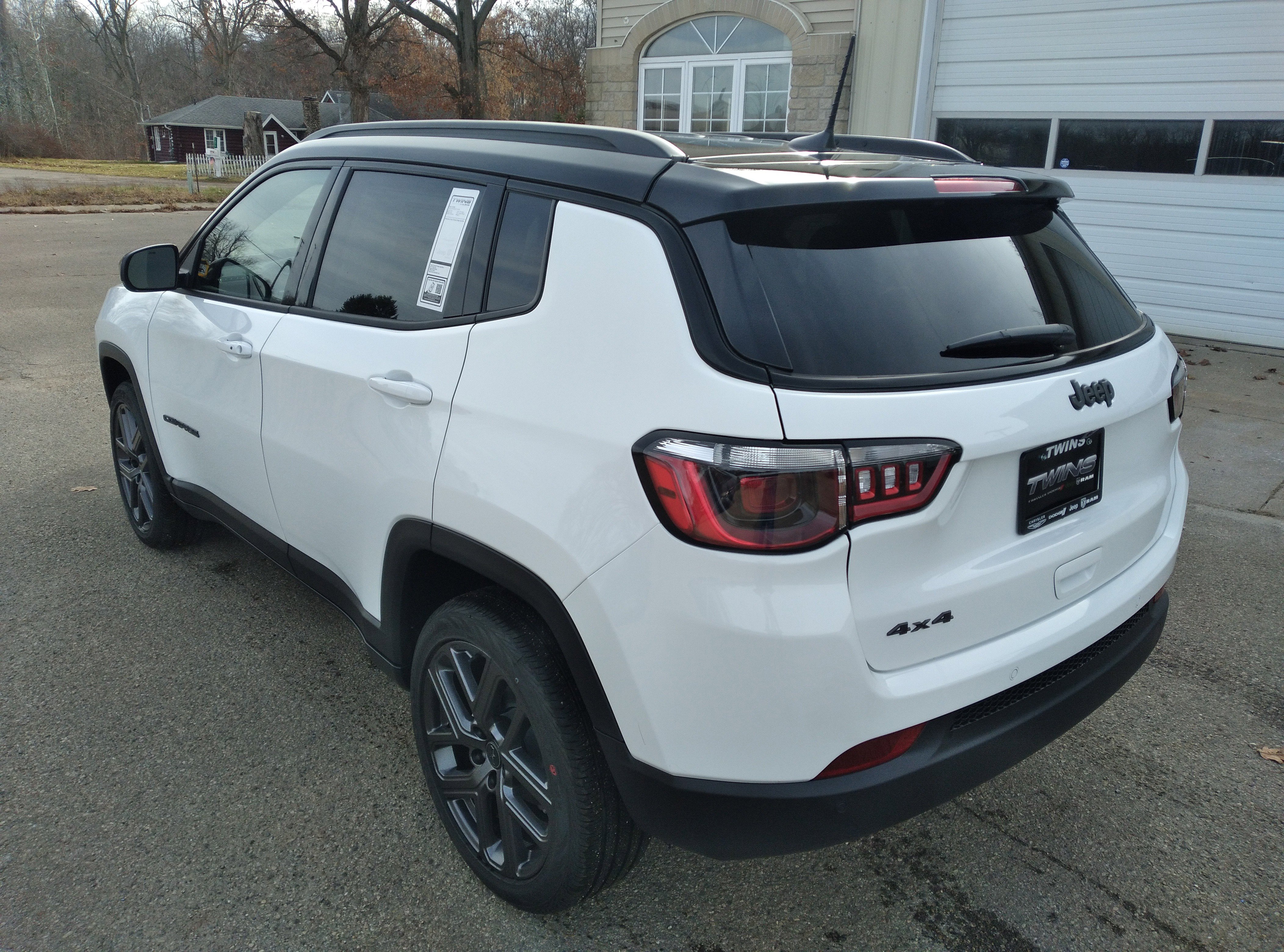 New 2026 Jeep Compass Limited AWD/4WD image 7
