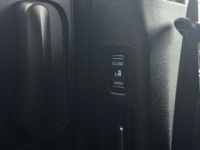 Used 2023 Honda Odyssey Elite image 27