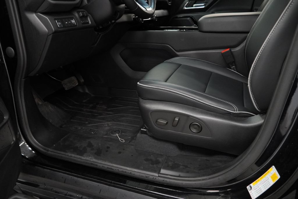 New 2026 Chevrolet Silverado EV LT AWD/4WD image 21