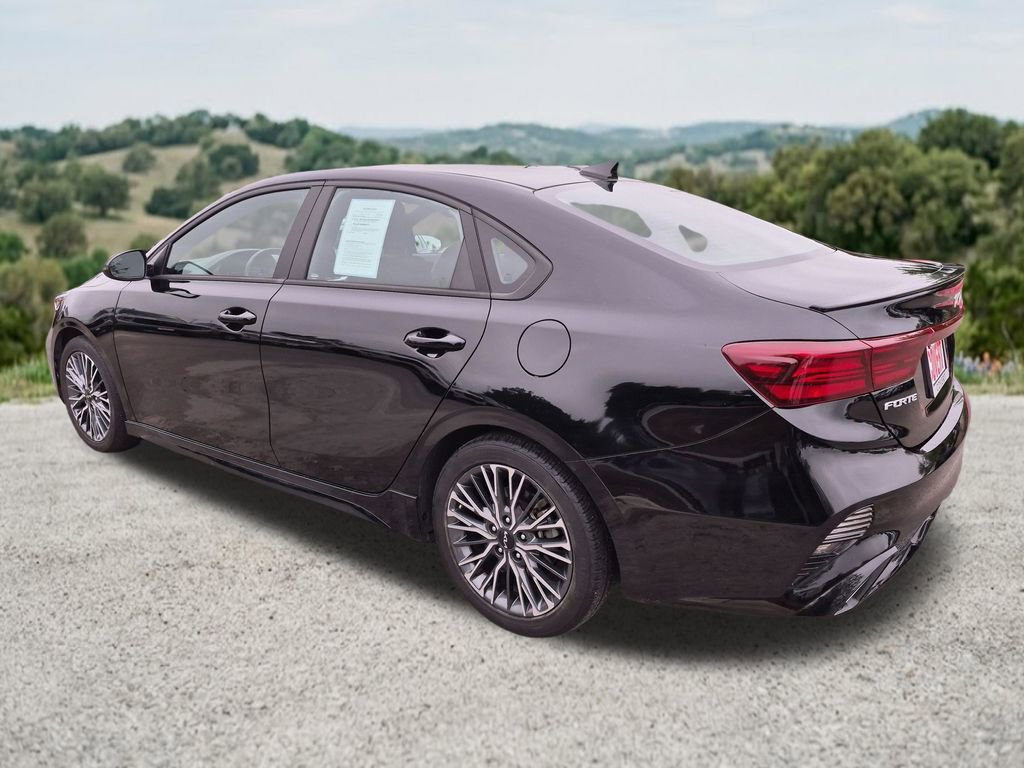 Used 2023 Kia Forte GT-Line w/ GT-Line Premium Package FWD image 8