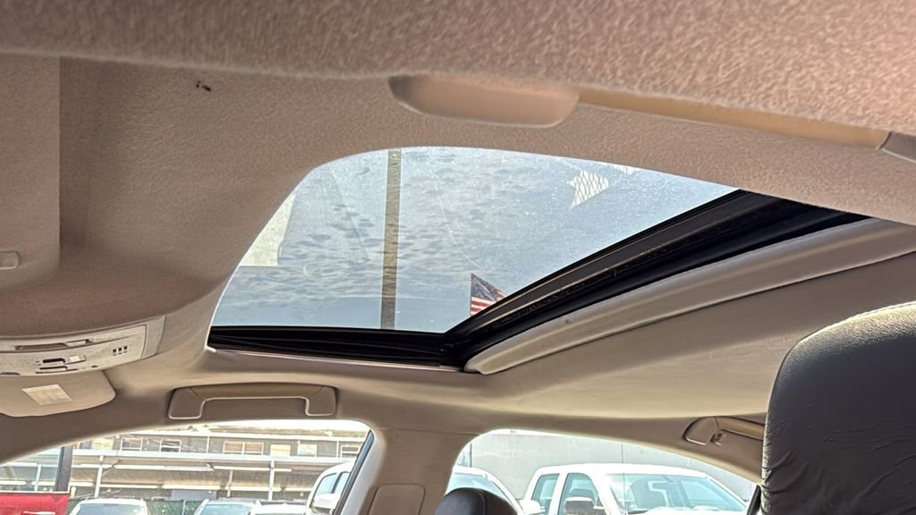 Used 2017 Lexus ES 350 w/ Navigation System Package image 28