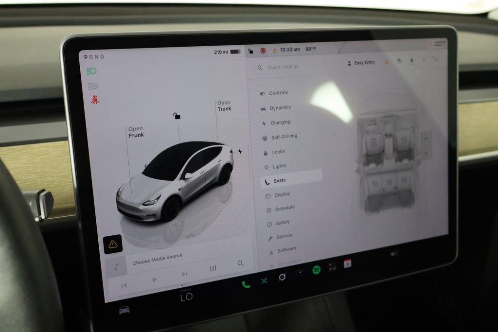 Used 2023 Tesla Model Y Long Range AWD/4WD image 29
