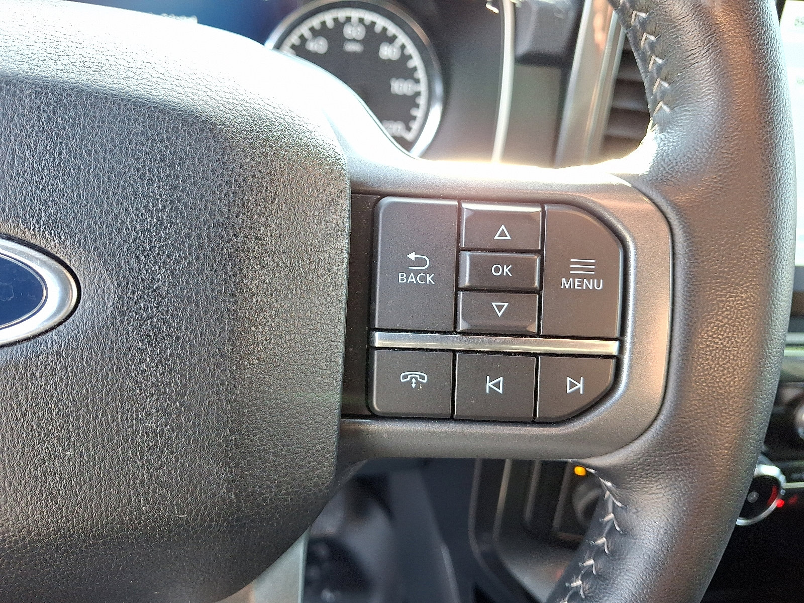 Certified 2022 Ford F150 XLT w/ Equipment Group 302A High image 21