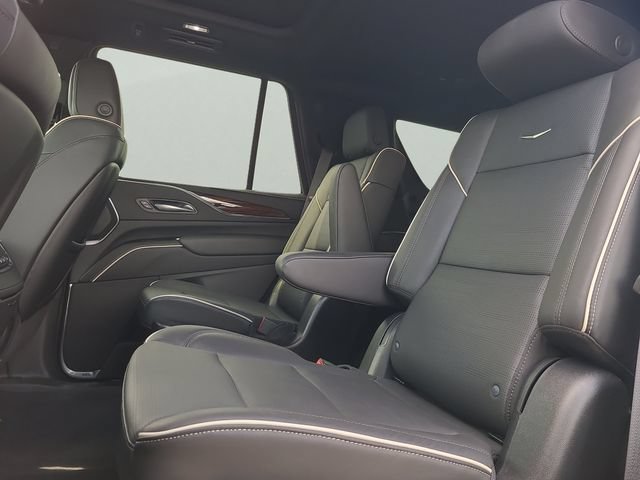 Used 2023 Cadillac Escalade Premium Luxury w/ Performance Package RWD image 14