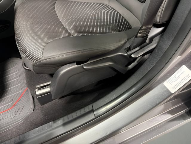 Used 2014 Dodge Journey SE w/ Flexible Seating Group FWD image 12