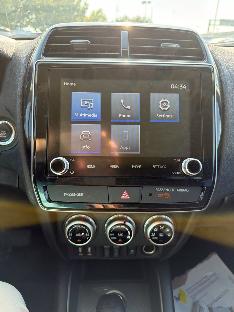 Used 2025 Mitsubishi Outlander Sport SE AWD/4WD image 12