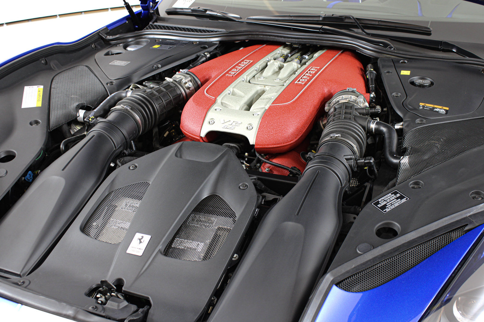 Certified 2022 Ferrari 812 GTS RWD image 97