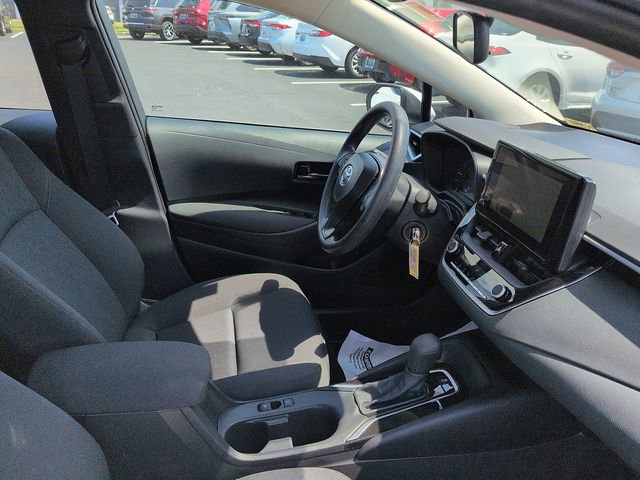 Certified 2025 Toyota Corolla LE FWD image 10