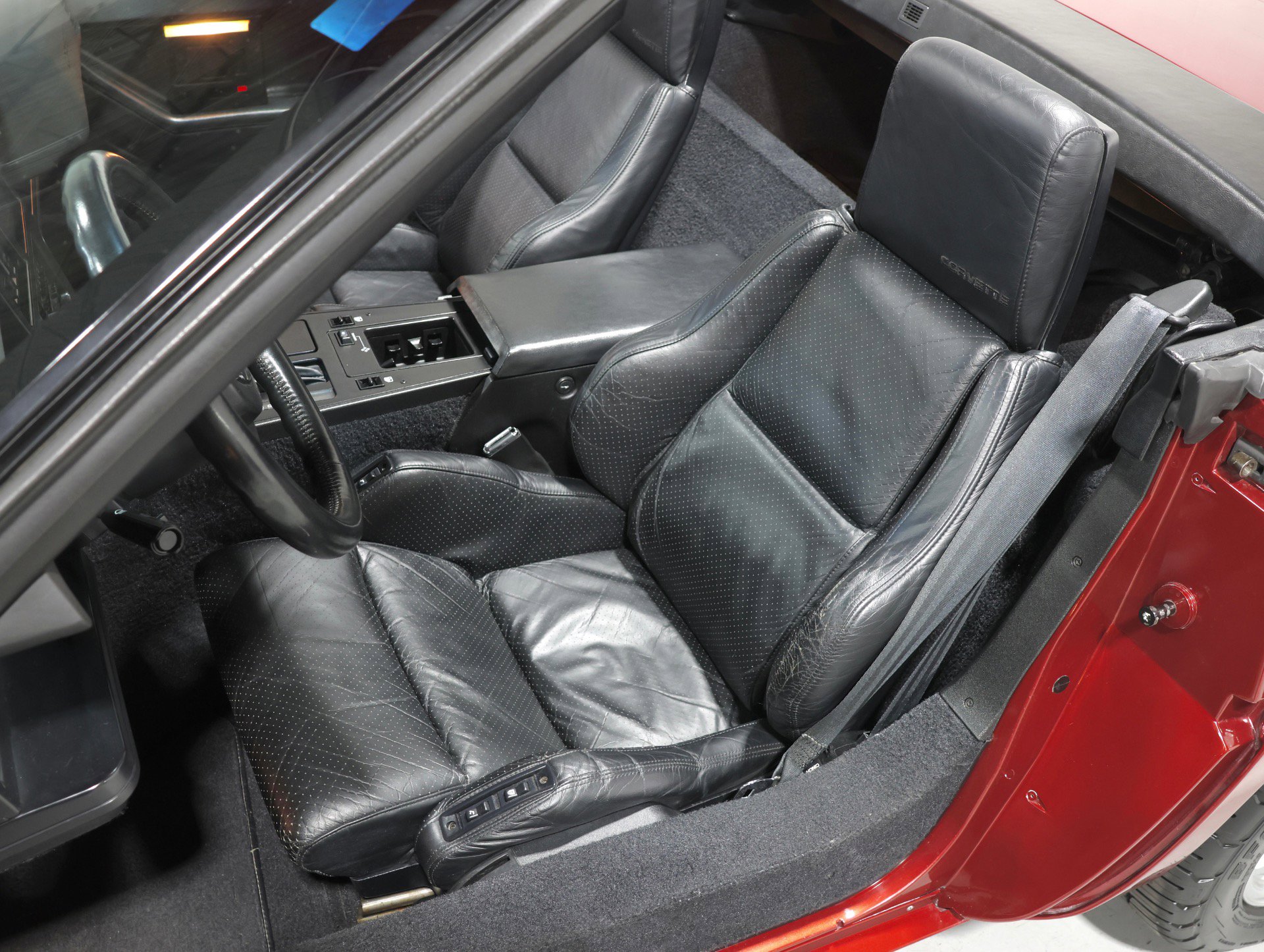 Used 1988 Chevrolet Corvette Convertible image 18