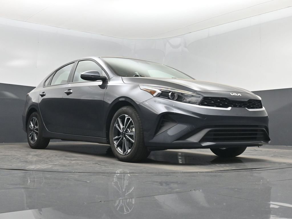 Certified 2024 Kia Forte LXS w/ LXS Technology Package image 32