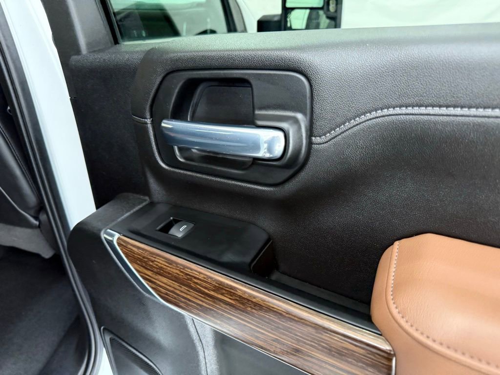 Used 2023 Chevrolet Silverado 3500 High Country w/ Z71 Off-Road Package image 29