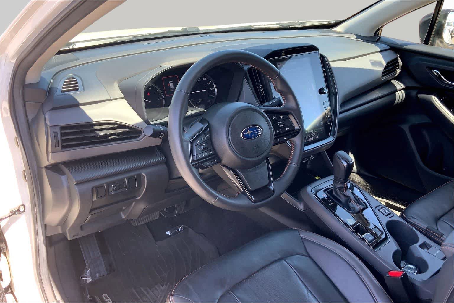 Used 2024 Subaru Crosstrek 2.5i Limited AWD/4WD image 17