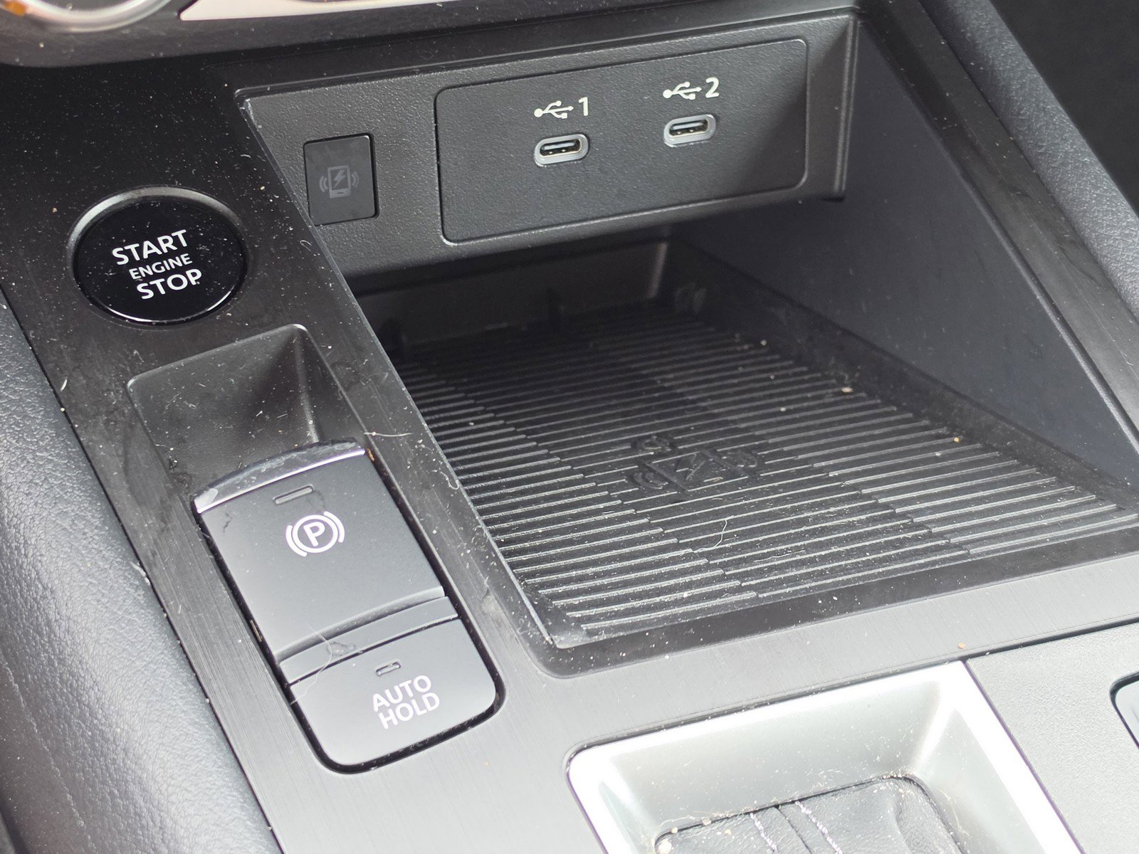 Used 2025 Nissan Kicks SV image 23