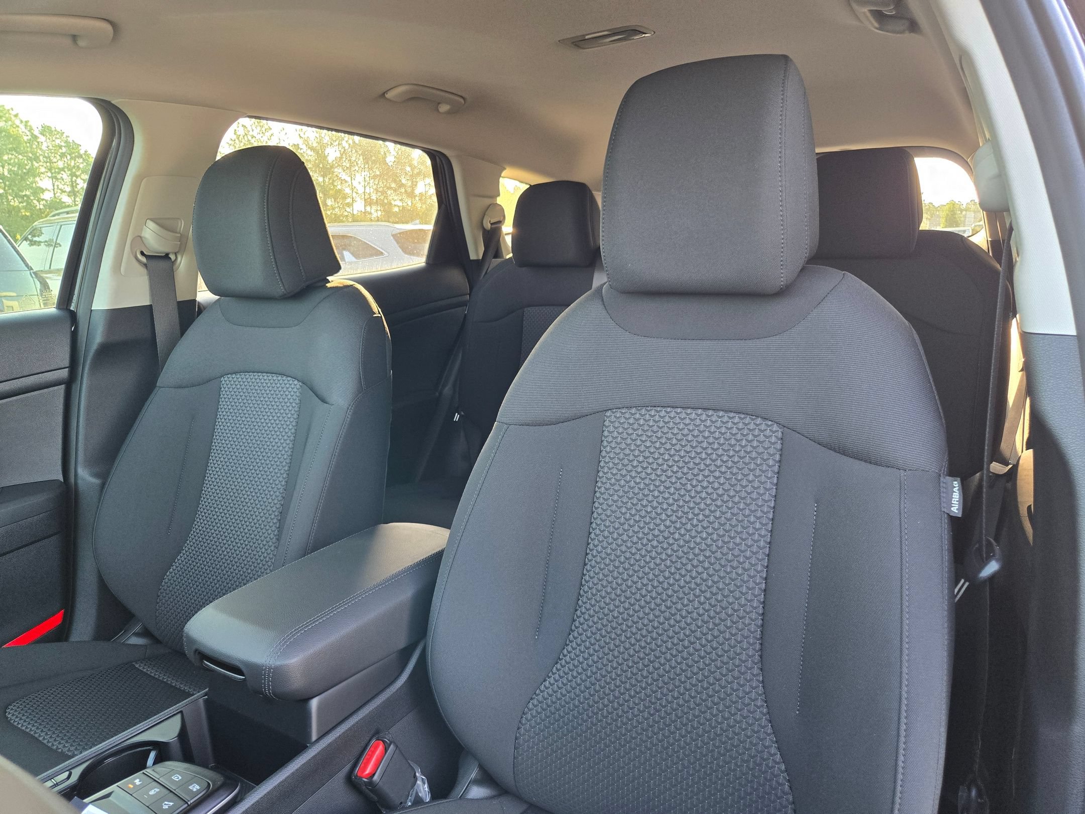 New 2026 Kia Sportage LX w/ LX Convenience Package FWD image 19