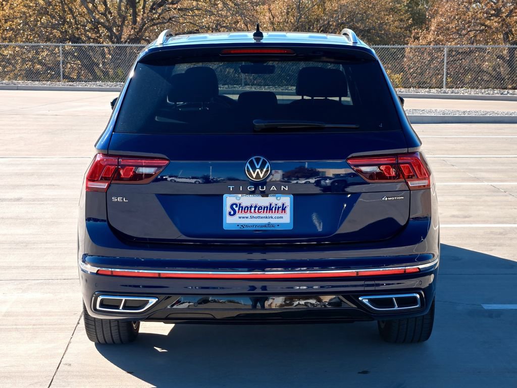 Used 2022 Volkswagen Tiguan SEL R-Line AWD/4WD image 7