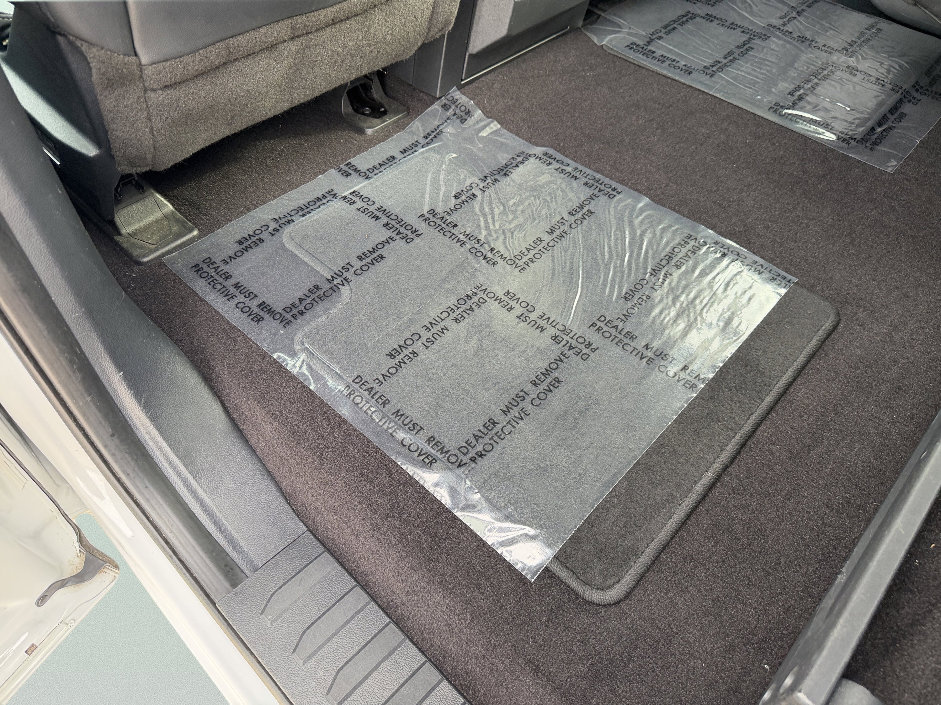 Used 2021 Ford F150 Lariat w/ Equipment Group 501A Mid image 33