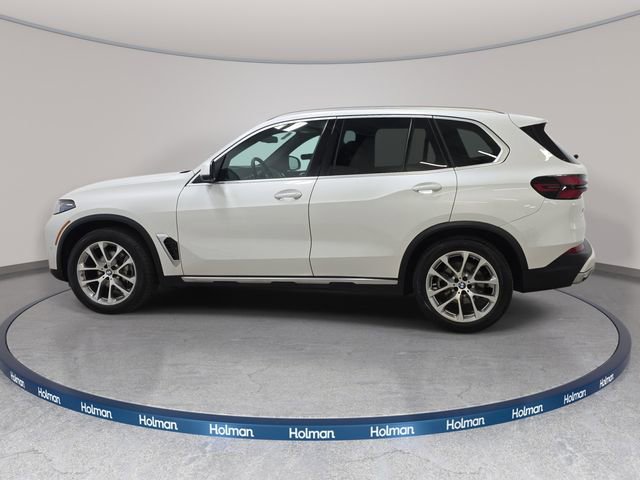 Used 2024 BMW X5 xDrive40i w/ Premium Package image 9