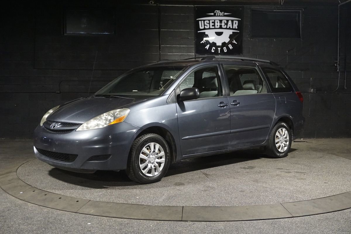 Used 2006 Toyota Sienna CE