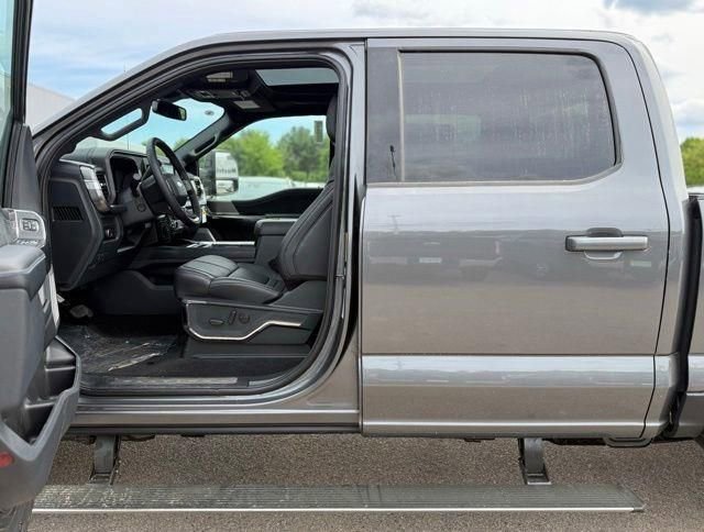 New 2026 Ford F250 Platinum AWD/4WD image 12