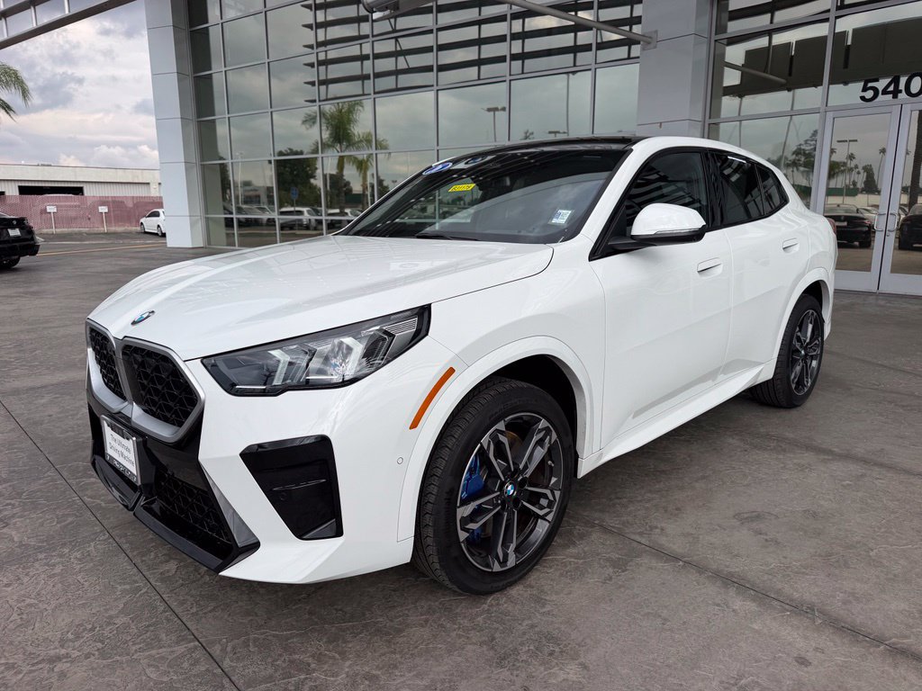 Used 2026 BMW X2 xDrive28i w/ Technology Package AWD/4WD image 1