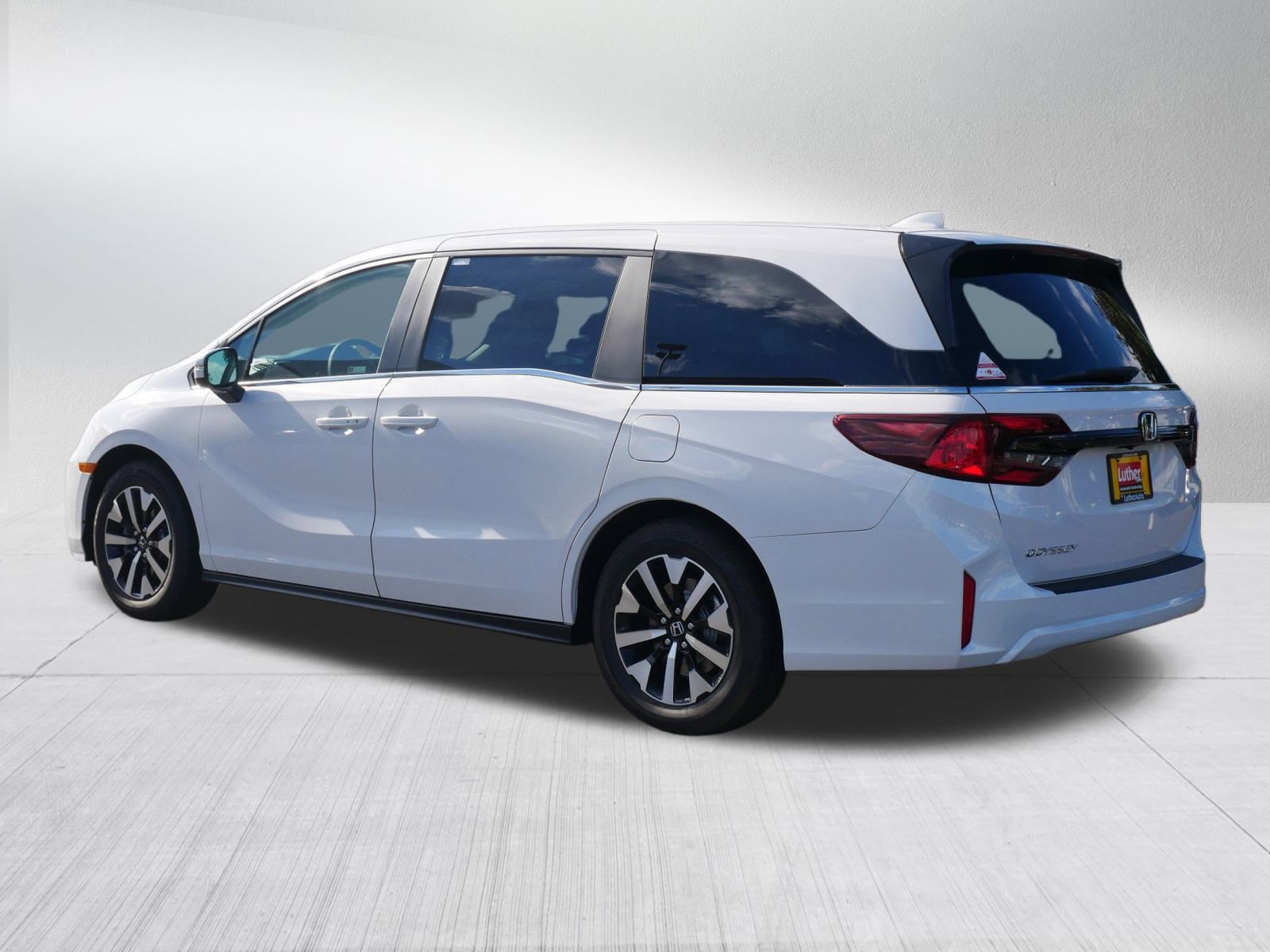 New 2026 Honda Odyssey EX-L image 5