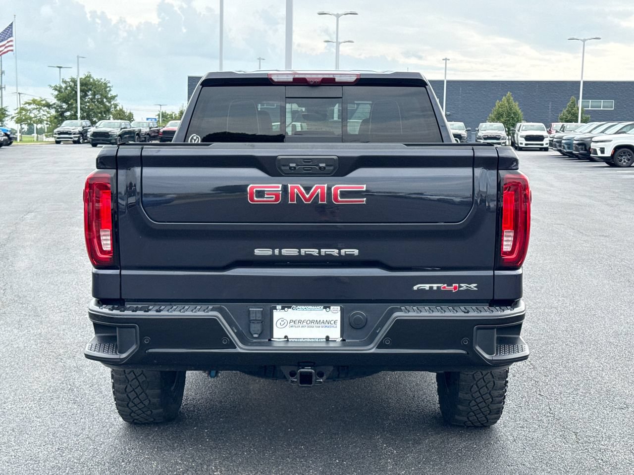 Used 2024 GMC Sierra 1500 AT4X AWD/4WD image 4