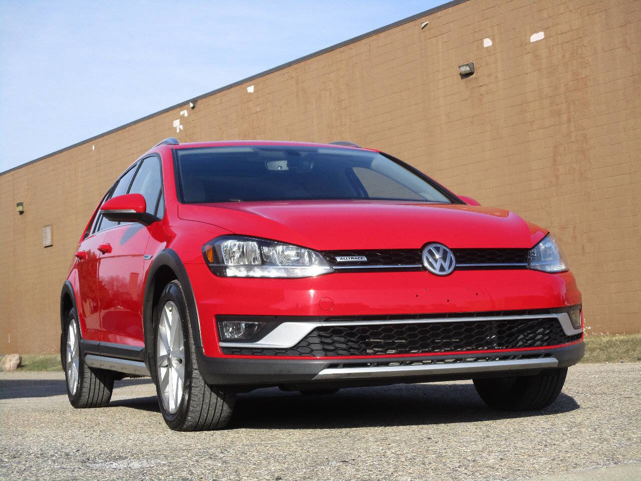 Used 2018 Volkswagen Golf Alltrack SE image 92