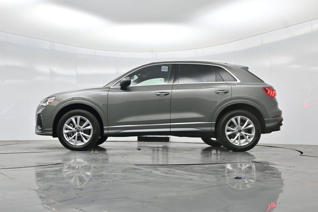 Used 2025 Audi Q3 2.0T Premium AWD/4WD image 7