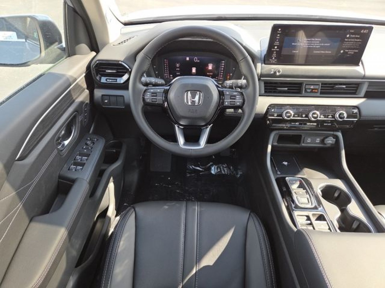 New 2026 Honda Pilot Touring image 23