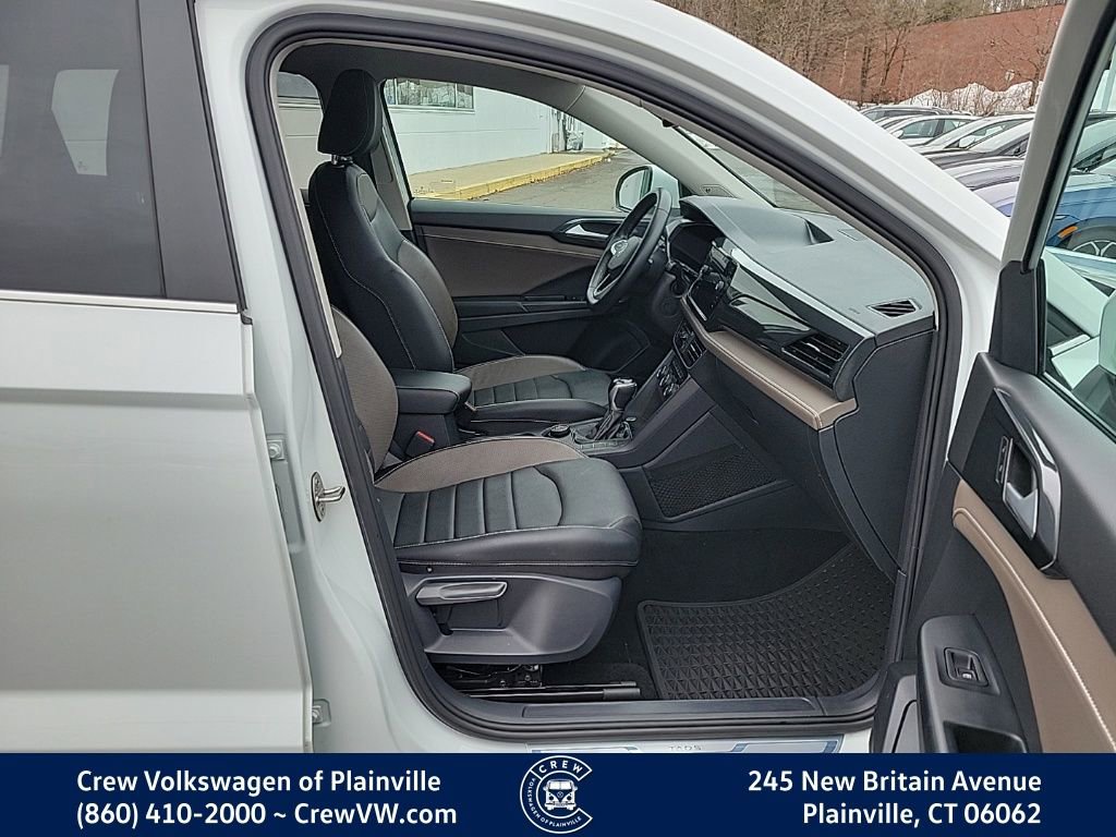 Certified 2022 Volkswagen Taos SEL image 16