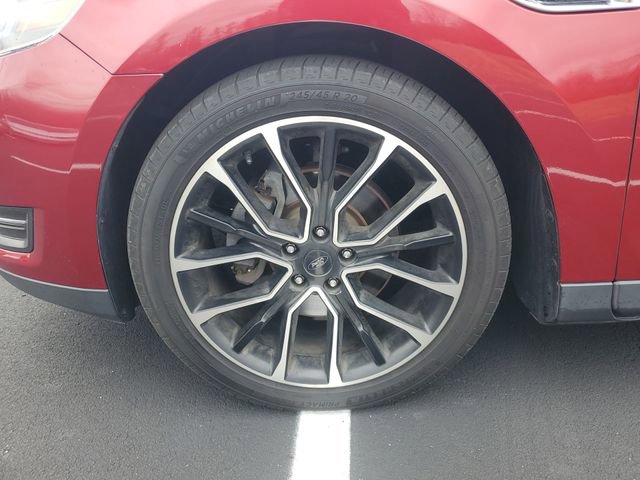 Used 2018 Ford Taurus SEL w/ Equipment Group 201A image 18