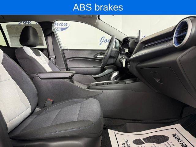 New 2026 Chevrolet Trax LS w/ LS Convenience Package image 17