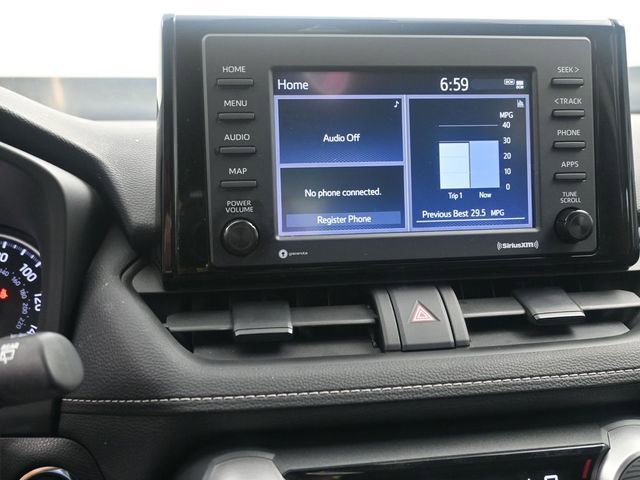 Used 2022 Toyota RAV4 XLE w/ Convenience Package image 10