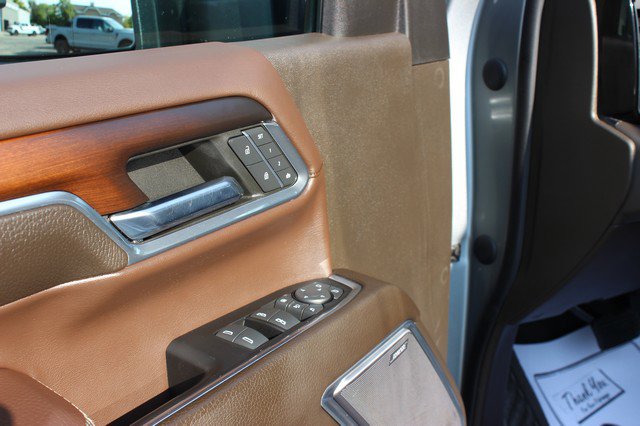 Used 2024 GMC Sierra 3500 Denali image 5