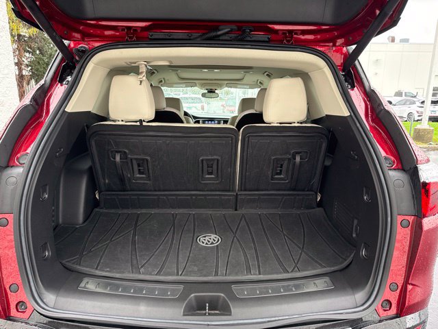 Used 2023 Buick Enclave Essence w/ Experience Buick Package FWD image 8