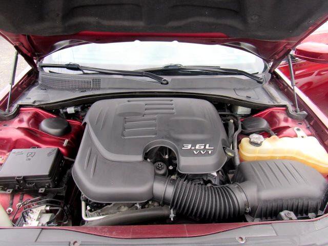 Used 2019 Chrysler 300 Touring L w/ Quick Order Package 22F image 40