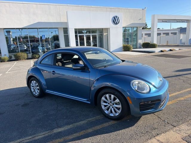 Used 2019 Volkswagen Beetle 2.0T S FWD image 2
